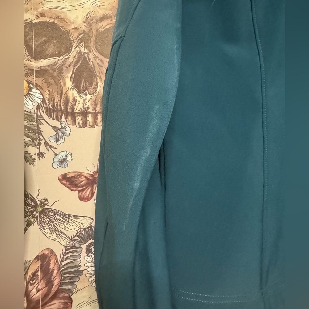 North Face Lightweight Winter Jacket - image 5